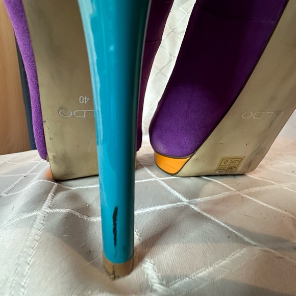 Aldo Purple Suede Platform Heels, size 40 - Picture 8 of 13